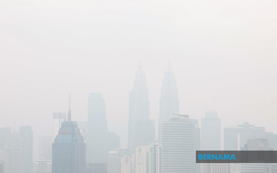 Southeast Asian Haze Crisis Deepens as Dry Weather Fuels Widespread Smoke