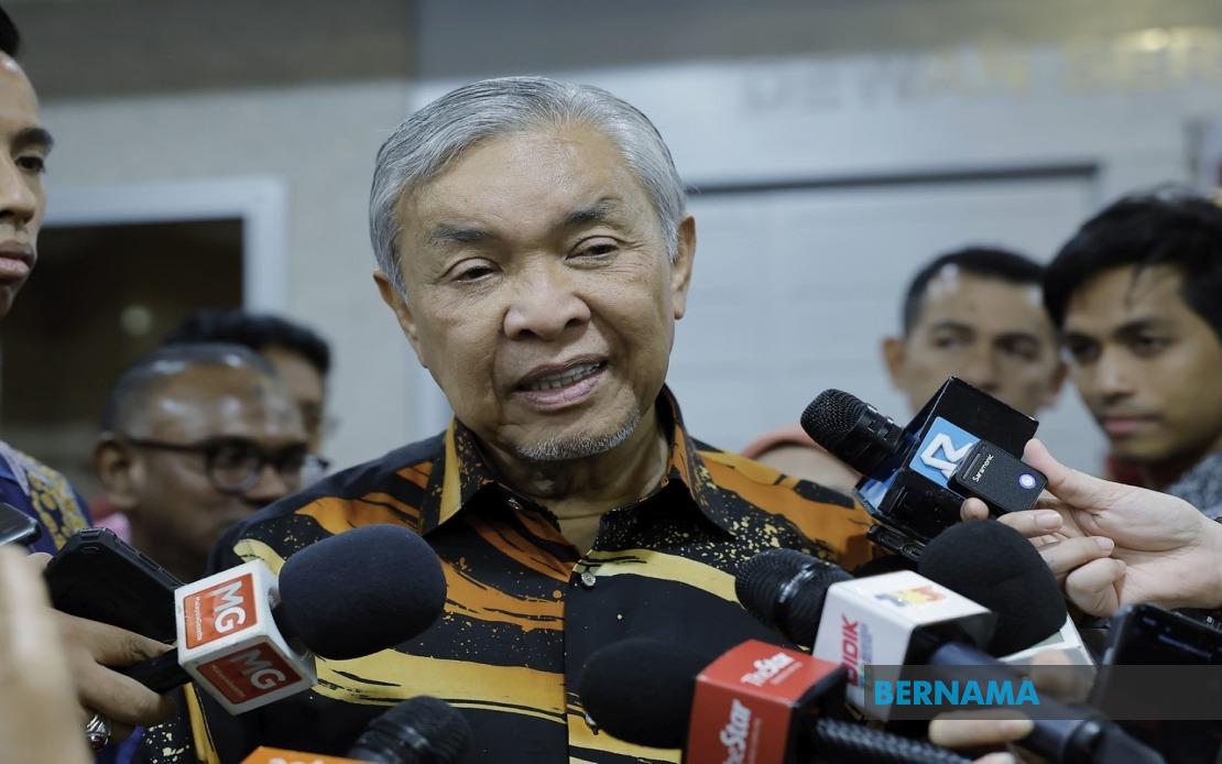 Civil Servants Must Maintain Professional Standards Regardless of Political Climate, Says Ahmad Zahid