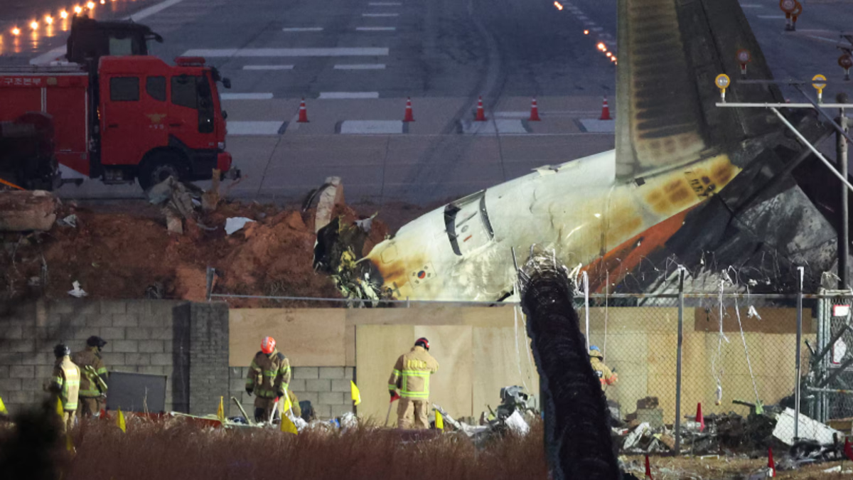 South Korean police raid airport authority and transport ministry in Jeju Air crash probe
