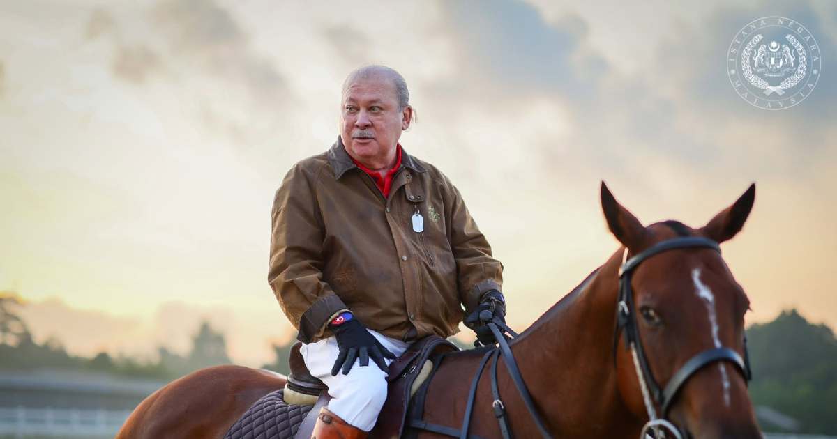 King Continues Morning Equestrian Exercise at Johor Polo Club