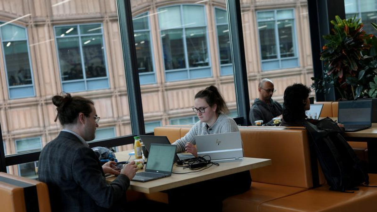 Britain's AI Sector Drives Economic Growth, Signalling Wider Tech Boom