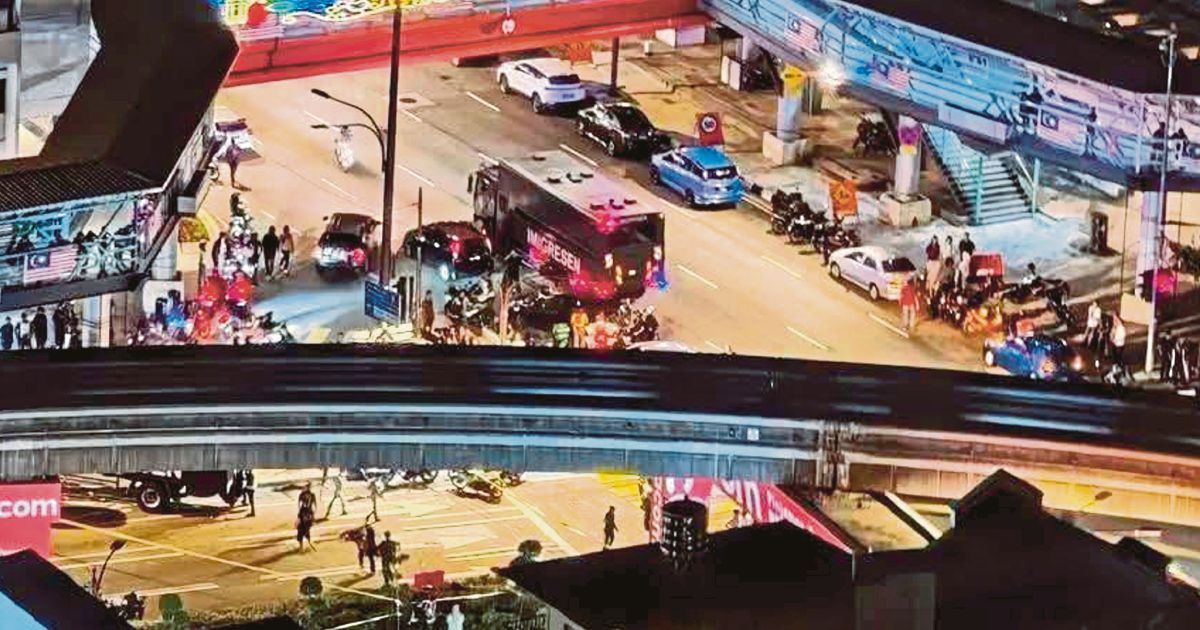 Police Probe Fatal Lorry Crash That Claimed Three Lives in KL