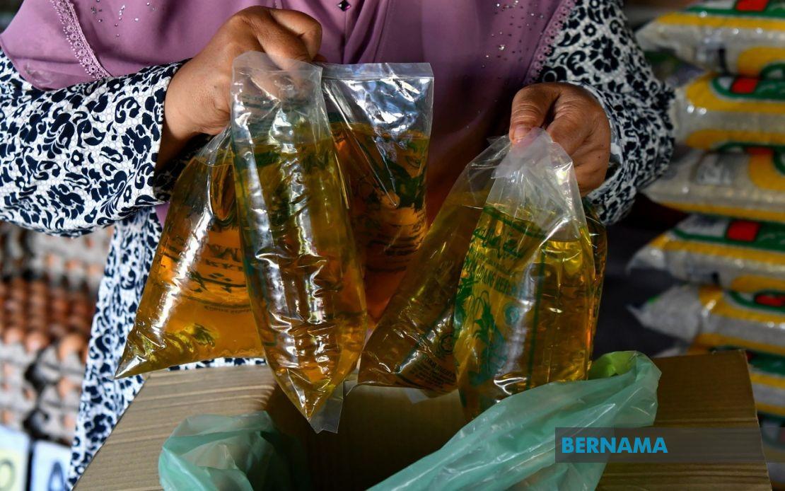 KPDN to Act on PAC's Cooking Oil Subsidy and Price Control Proposals