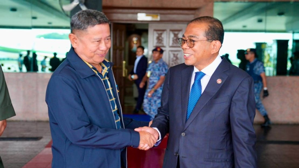 Thai Defence Minister Meets Malaysian Counterpart Over Southern Border Crisis