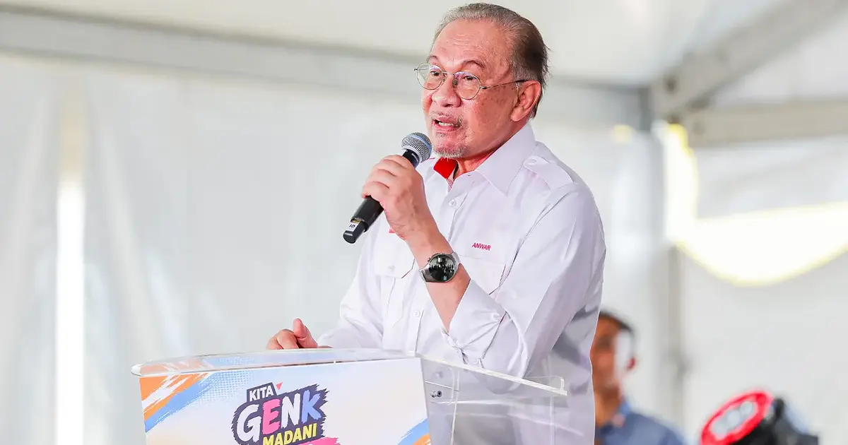 Anwar Ibrahim Defends Coalition Against Critics of DAP Partnership