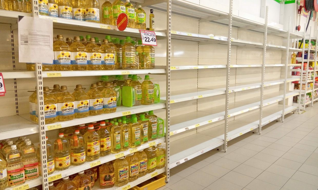 RM10.879 Billion in Cooking Oil Subsidies Vanishes as Shelves Empty: Questions Mount Over Accountability
