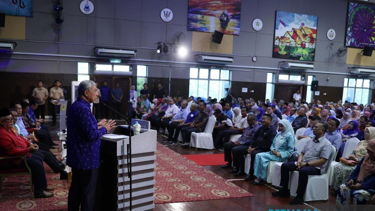 MARA Must Maintain Bumiputera Policies Across Administrations, Says Zahid