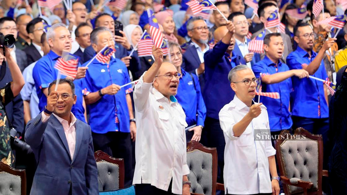 Anwar Orders Immediate Student Freedom as AUKU Abolition Moves Forward