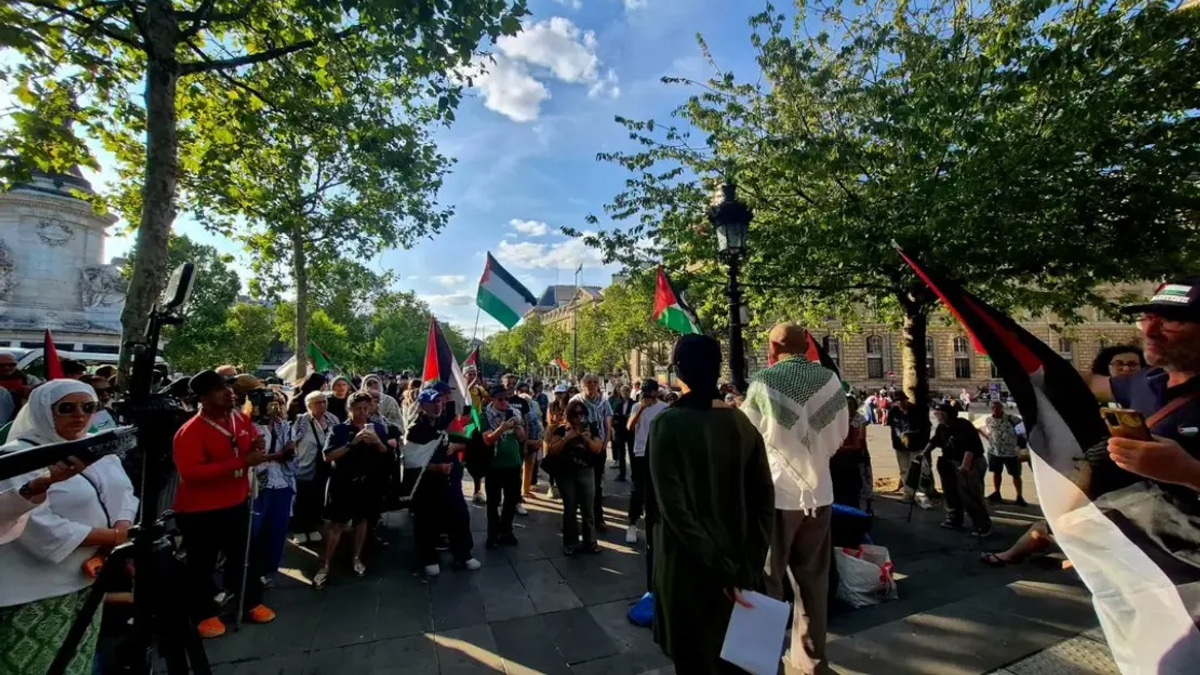 Pro-Palestine Overland Convoy Sets Off From France Bound for West Bank