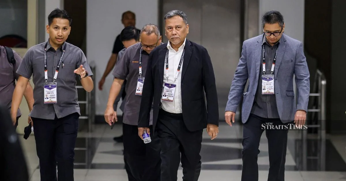Malaysia's Election Commission to Investigate Voters Posting Marked Ballots on Social Media