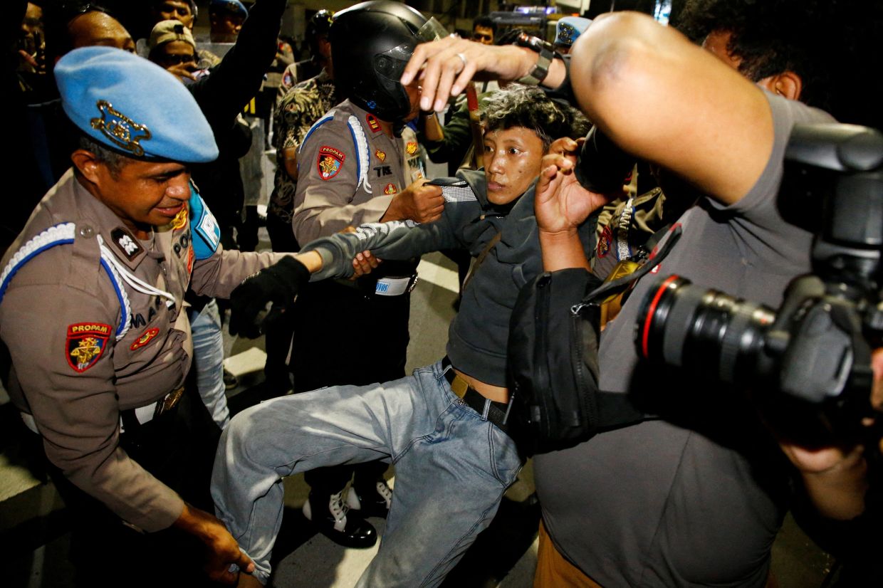 Indonesia charges four protesters after Surabaya anti-government rally over fuel prices and school meals scandal