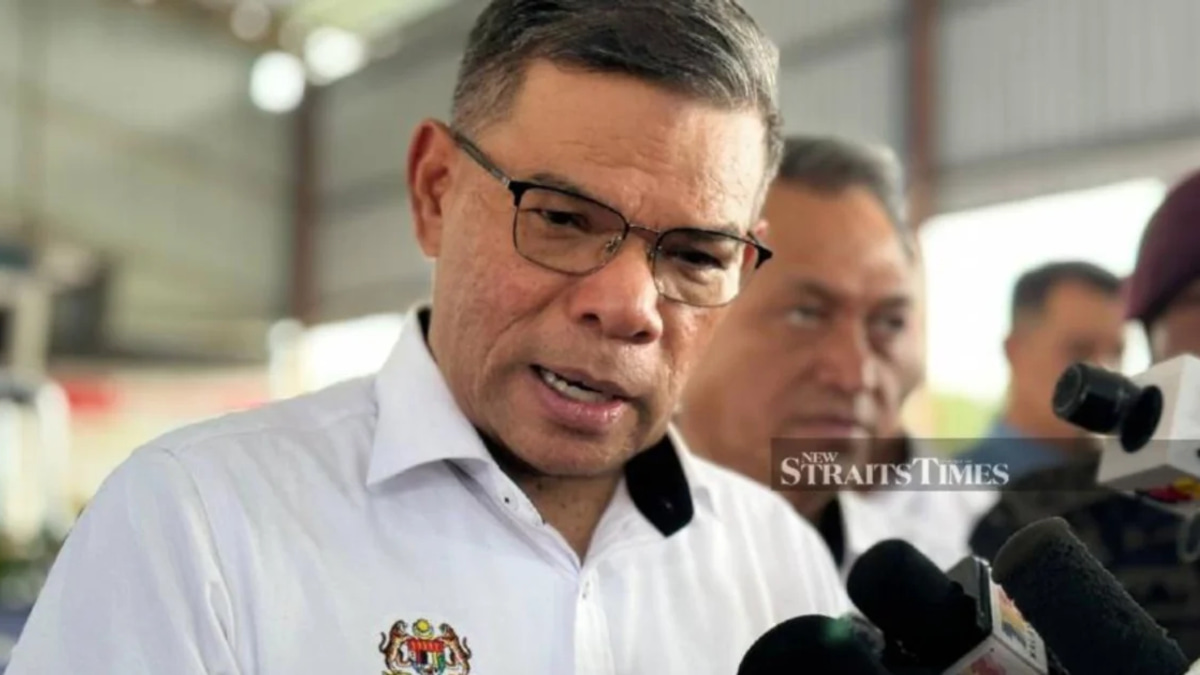 Anwar Approves RM22 Million Firearms and Equipment Package for Malaysian Border Control Agency
