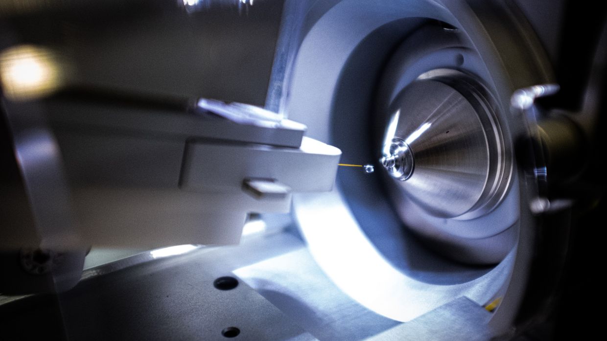 China's Scientific Equipment Imports Threaten AI Research Progress, Experts Warn