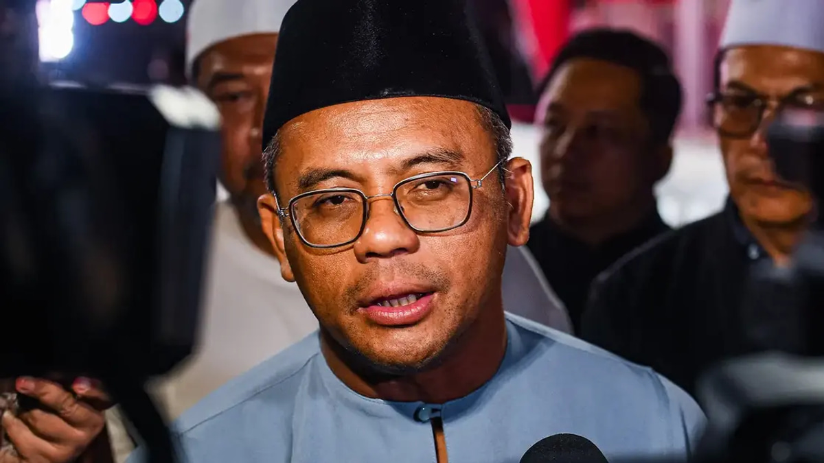 Selangor Government Reviews Legislator's Eligibility Amid Potential By-Election