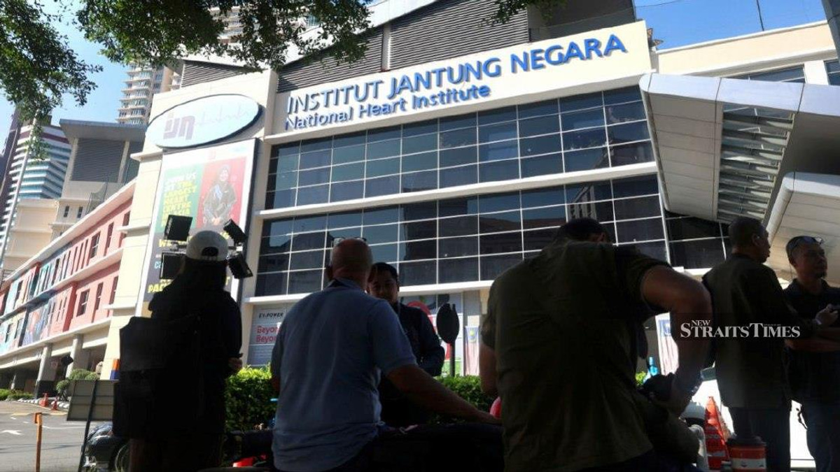 Former PM Ismail Sabri to Undergo Pacemaker Implant at National Heart Institute