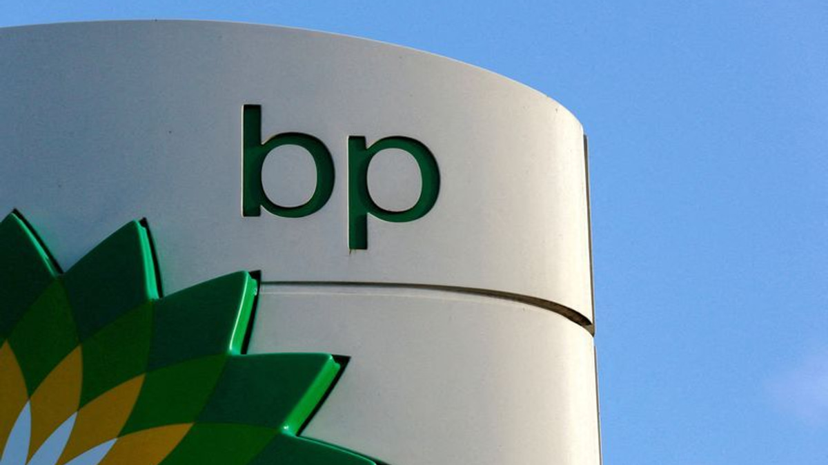Major US Fuel Retailers Sued Over Alleged AI Price-Fixing Scheme in California