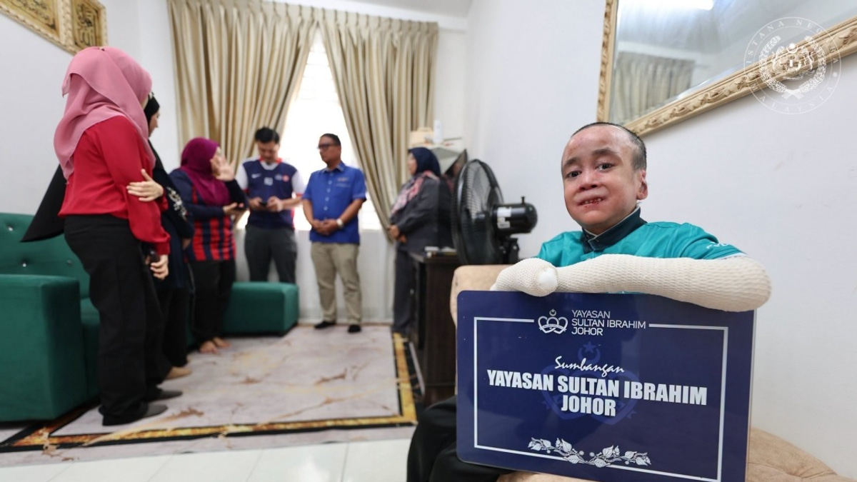 Royal Foundation Extends Support to Teen with Rare Skin Disorder