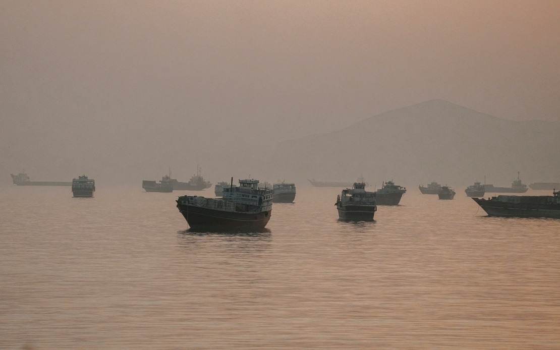 India Orders Seafarers Away From Hormuz Strait Amid Rising Shipping Threats