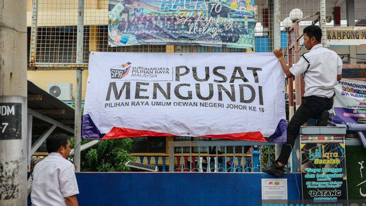 2.7 Million Johor Voters Head to Polls in State Election Today