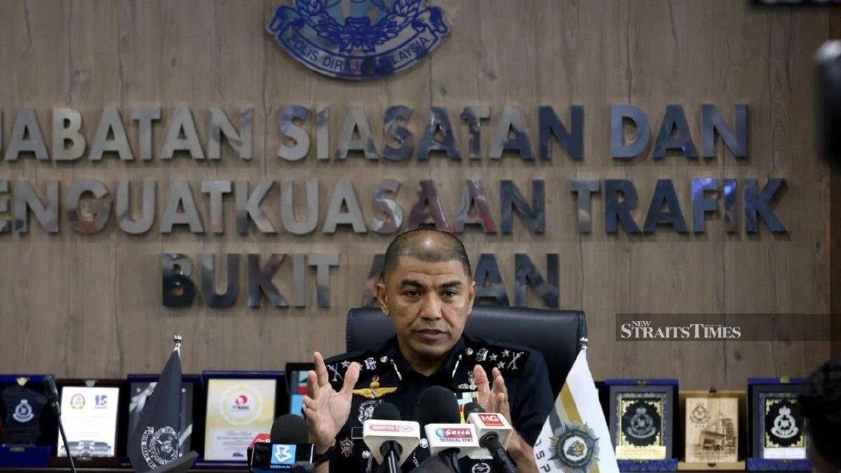 Police Arrest 121 Truck and Bus Drivers in Three-Month Drug Crackdown