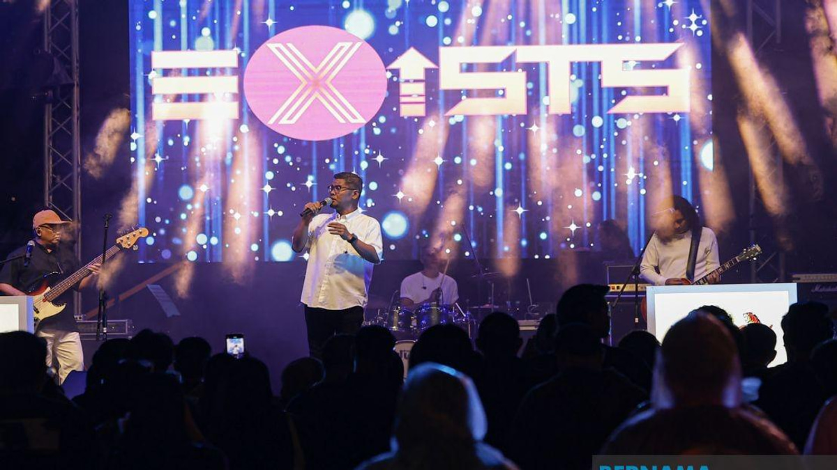 Exists Reflects on Journalism's Protective Role in Malaysian Entertainment