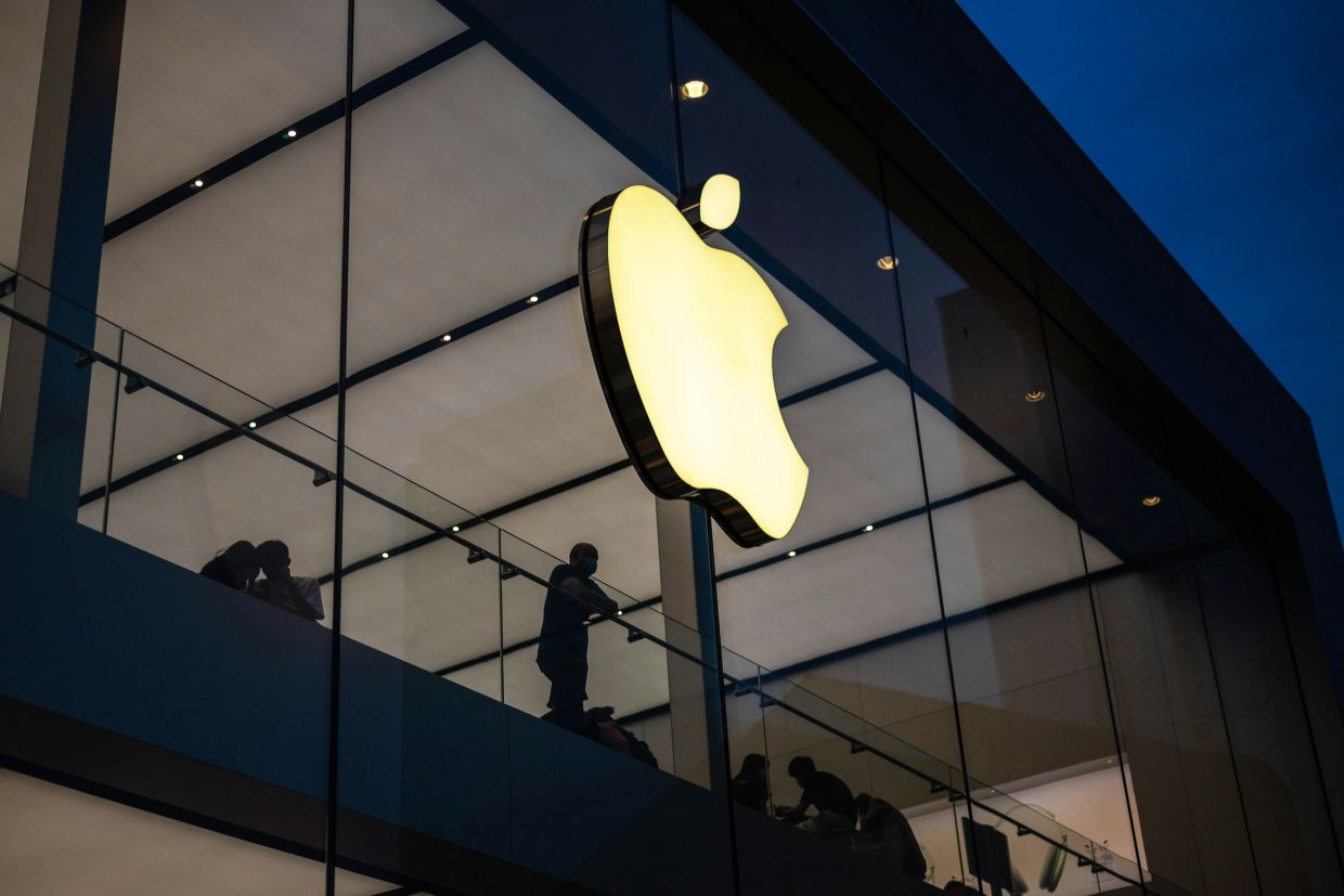 Apple Agrees to Comply with EU Digital Rules Following €500 Million Fine