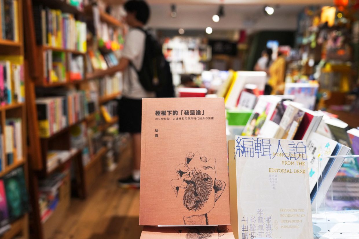 Hong Kong security chief warns booksellers over 'national security' content as arrests target independent stores