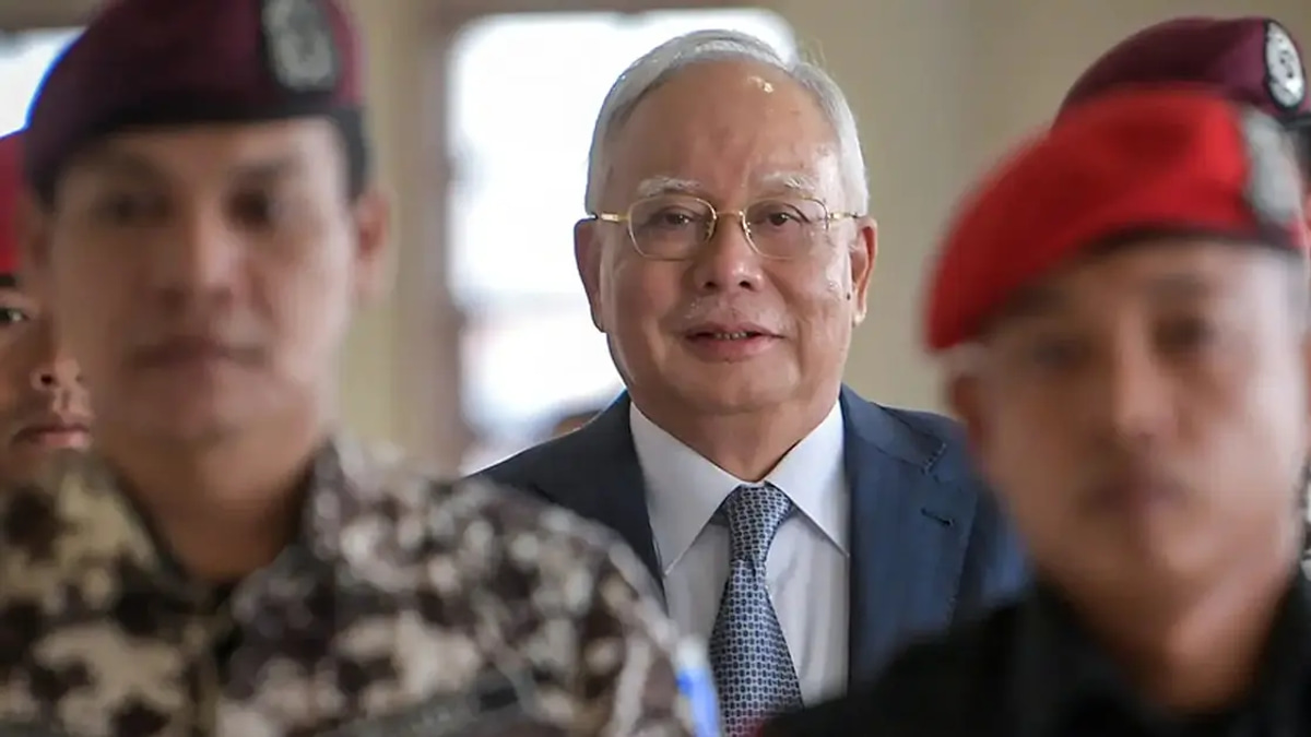 Najib Wins Court Permission to Attend Hearing on Bar Council's Pardons Board Challenge