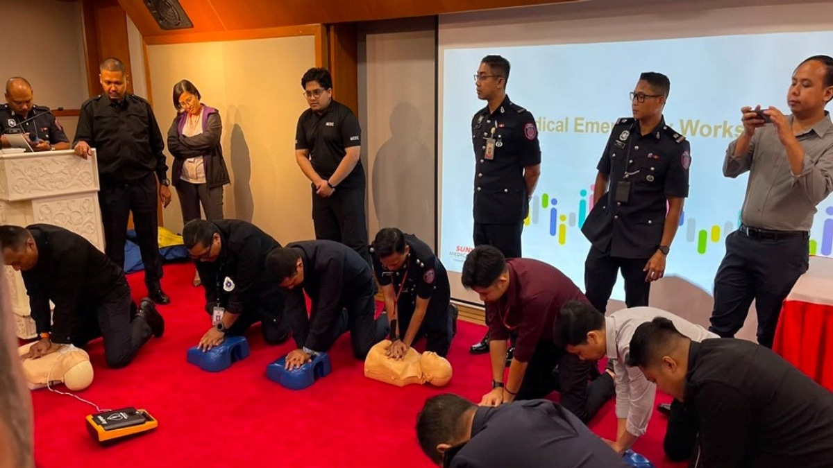 Race Against Time: Malaysia's Push to Expand Defibrillator Access and Save Cardiac Arrest Victims