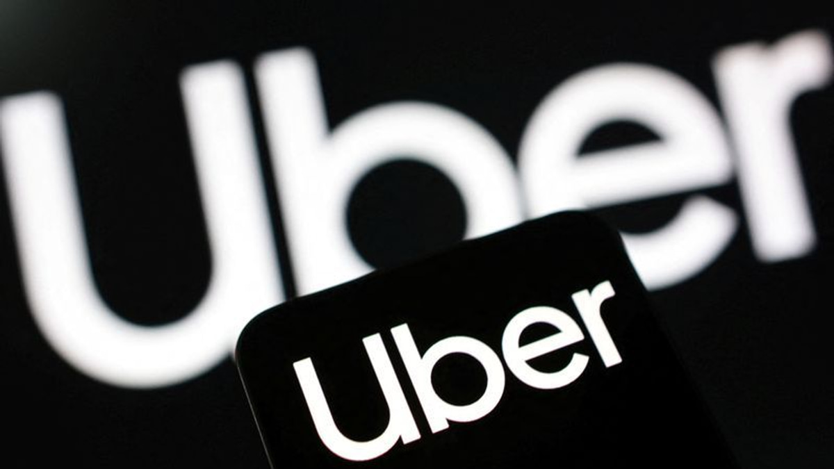 Uber and Lyft secure court injunction against NYC driver notice law