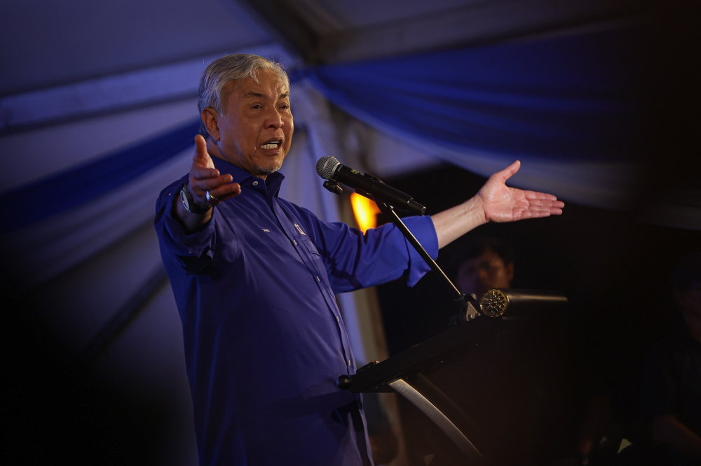 PM Holds Final Say on Cabinet Changes, Zahid Declares No Resignations Needed