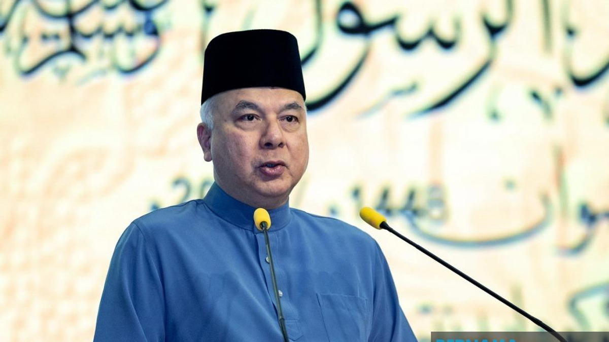 Sultan Nazrin Calls for Muslim Unity Amid Political and Social Divisions