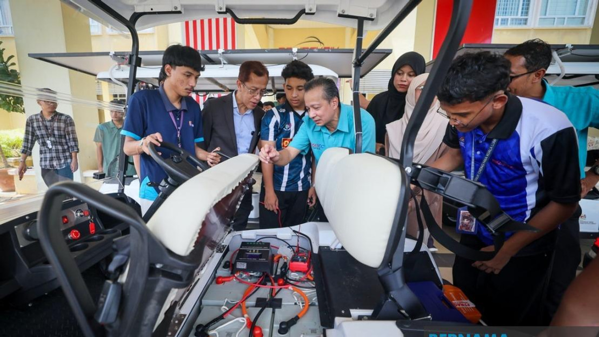 Kelantan Polytechnic Pioneers Solar-Powered Buggy Cars in First Regional Initiative
