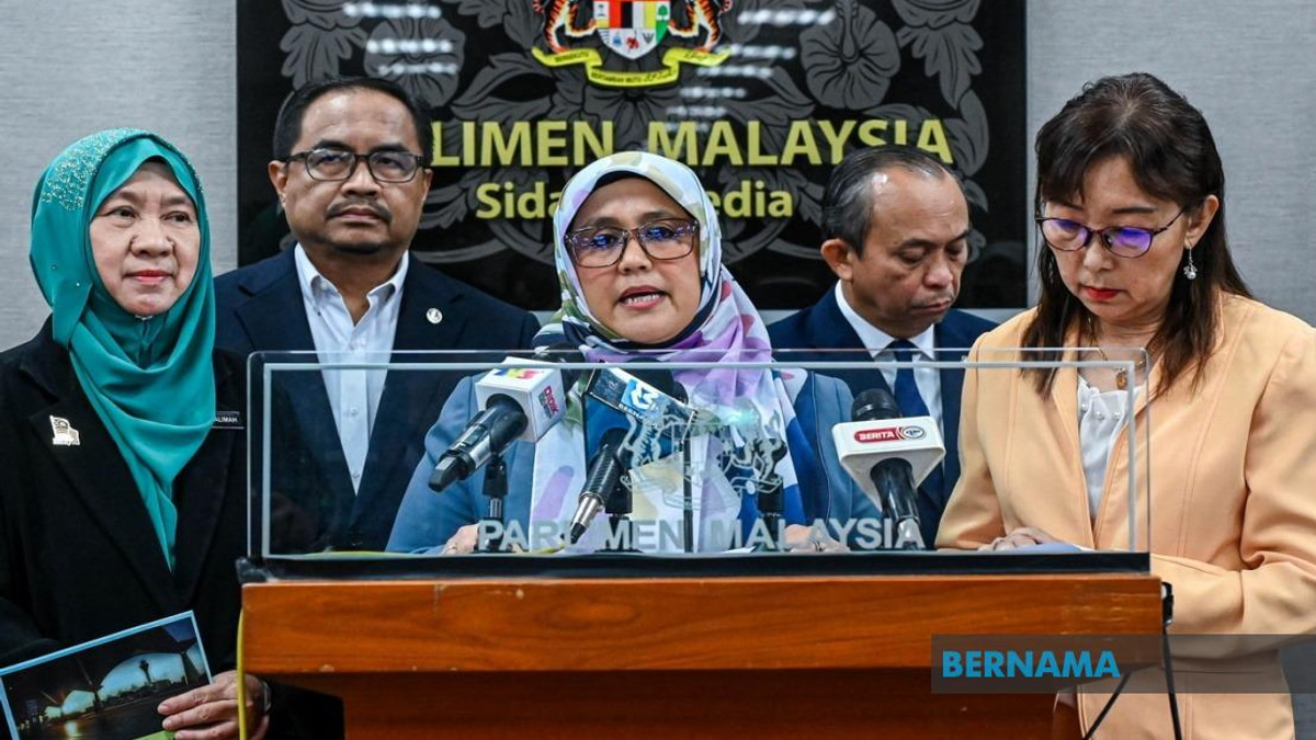 Parliament's Watchdog Sets 70% Threshold for Local Control of Malaysia's Airports