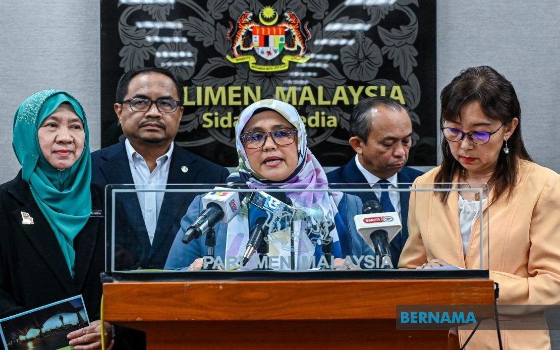 Parliament's Watchdog Sets 70% Threshold for Local Control of Malaysia's Airports