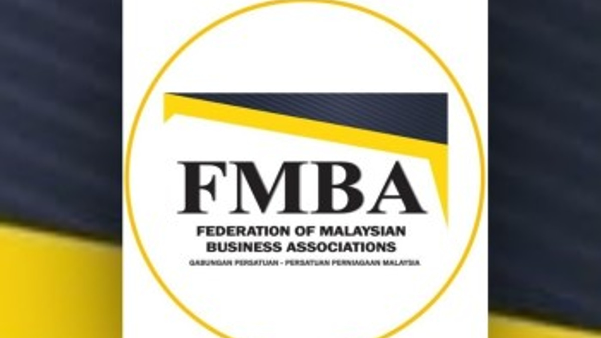 PM Anwar's Push to Clear Foreign Worker Applications Signals Government's Responsiveness to Business Sector