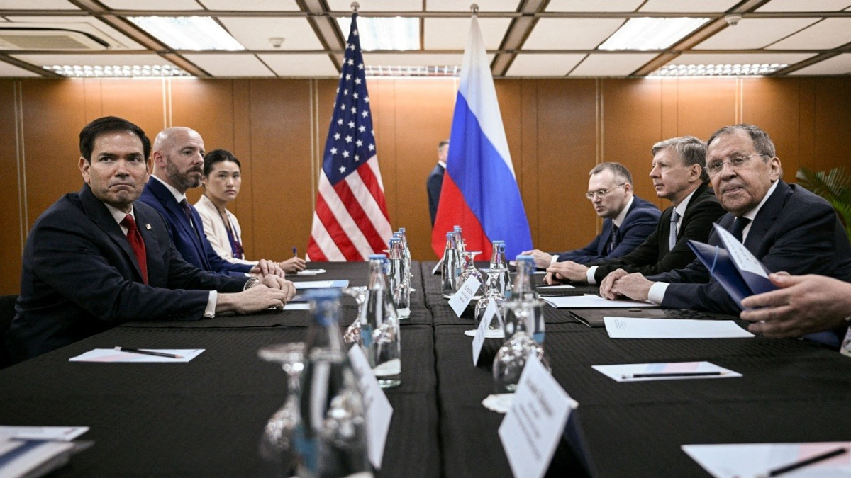 Russia and US Agree to Maintain Diplomatic Channels Through International Forums
