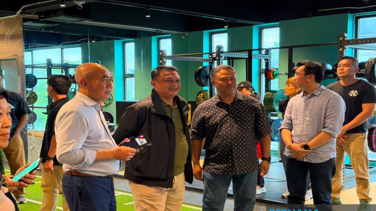 Strength Training Crucial for Reducing Fall Injuries in Malaysia's Elderly Population