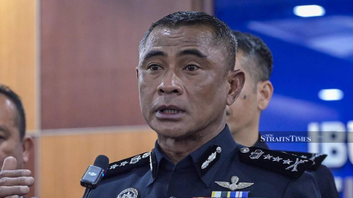 Police dismantle housebreaking gang after arresting five Chinese nationals